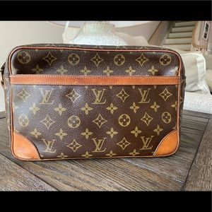 Louis Vuitton Trocadero 30 crossbody bag